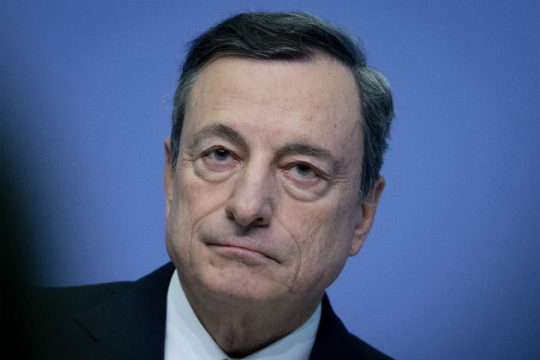 Ο «εμπορικός πόλεμος» ψαλίδισε τις προοπτικές ανάπτυξης στην Ευρωζώνη
