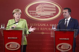 Τα Σκόπια μετράνε… αντίστροφα