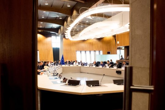 Οποιος λογαριασμό δεν μπορεί να δώσει…
