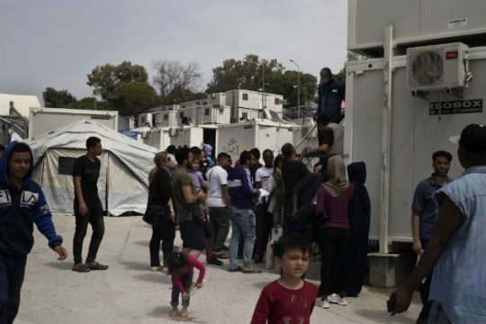 Εντείνεται η επιχείρηση αποσυμφόρησης της Μόριας