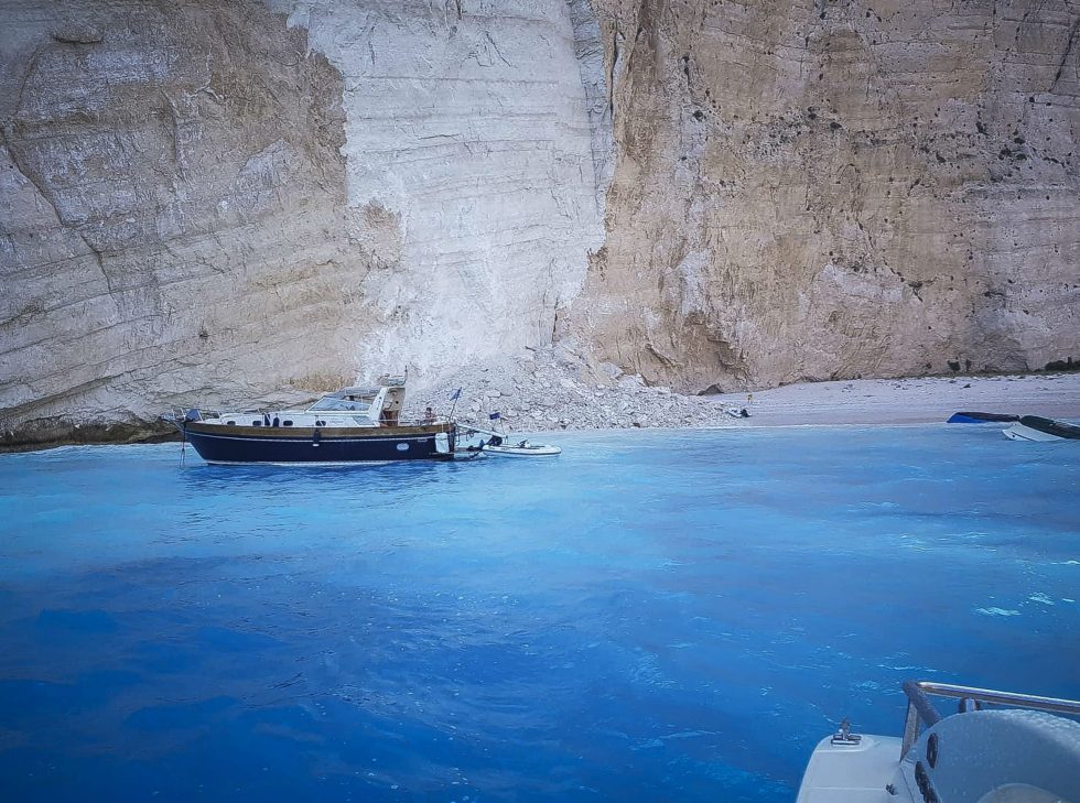 Προσβάσιμη και πάλι η παραλία του Ναυαγίου της Ζακύνθου