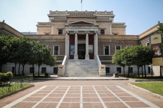 Δίωξη για τον βανδαλισμό στα μουσεία