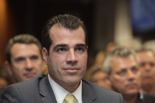 Πλυντήριο ο… Θάνος Πλεύρης