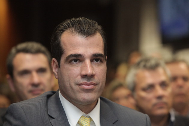 Πλυντήριο ο… Θάνος Πλεύρης