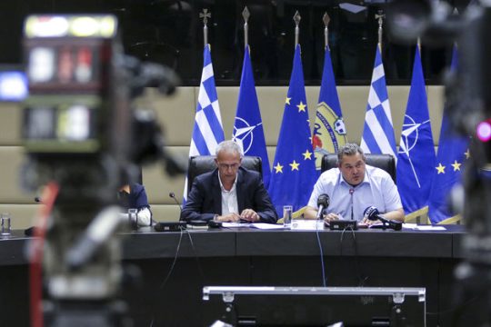 «Δολοφονούν χαρακτήρες»