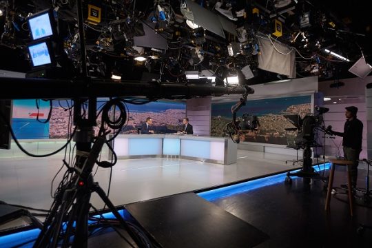 Οι δημοσιογράφοι του ΣΚΑΪ ζητούν ανάκληση απόλυσης συναδέλφου τους