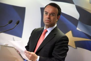 «Η κυβέρνηση ακολουθεί συνειδητά τον δρόμο του λαϊκισμού και του διχασμού»