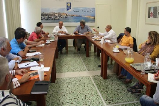Σύσκεψη, παρουσία Πολάκη, για τα μεγάλα έργα των Χανίων