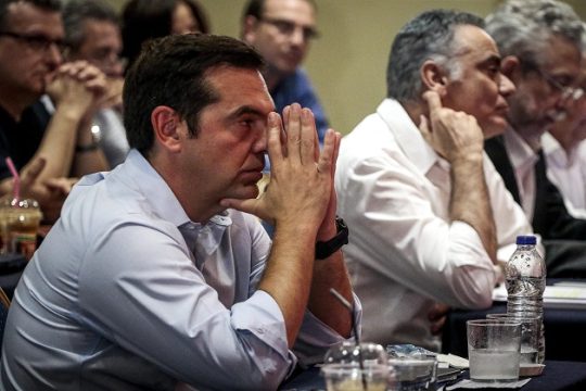 Ο ένας δεν κάνει, ο άλλος βρομάει, ο τρίτος δεν θέλει