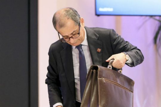 Επιμένει σε προϋπολογισμό κόντρα στην Ε.Ε. η Ρώμη