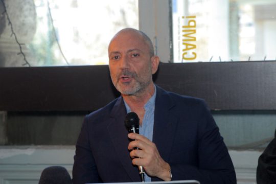 Μία άλλη εκδοχή για τον θάνατο του Ζακ Κωστόπουλου από τον Γρηγόρη Βαλλιανάτο