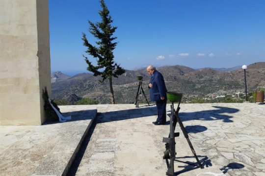 Καμπανάκι Βούτση για «το αυγό του φιδιού που πάει να σπάσει»