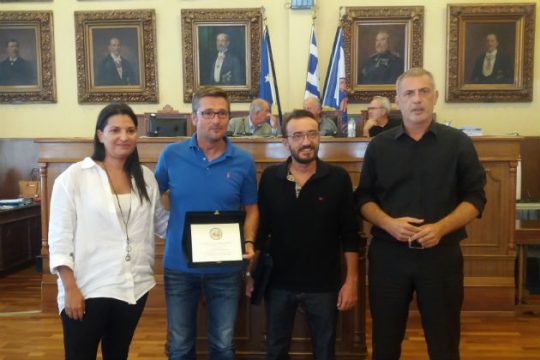 Ο δήμος Πειραιά τίμησε τους προπονητές του πόλο