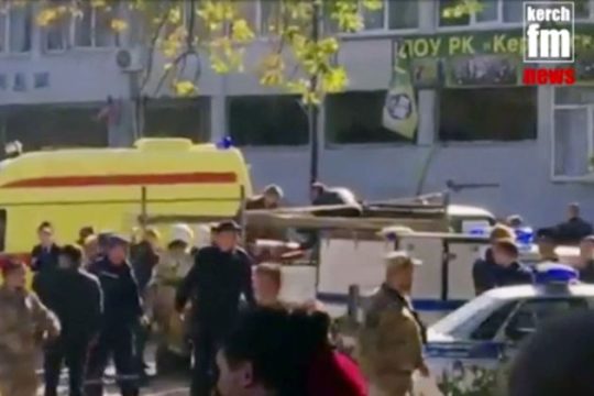 Αναπάντητα ερωτήματα για το μακελειό στην Κριμαία