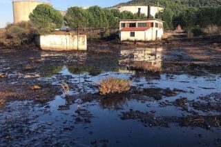 Διαρροή μαζούτ στο Μαντούδι