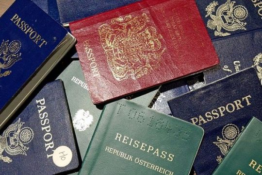 Μαύρη λίστα του ΟΟΣΑ για τις χρυσές βίζες