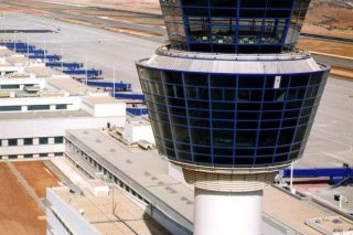 Επιμένει στη σκανδαλολογία για το «Ελ. Βενιζέλος» η Ν.Δ.