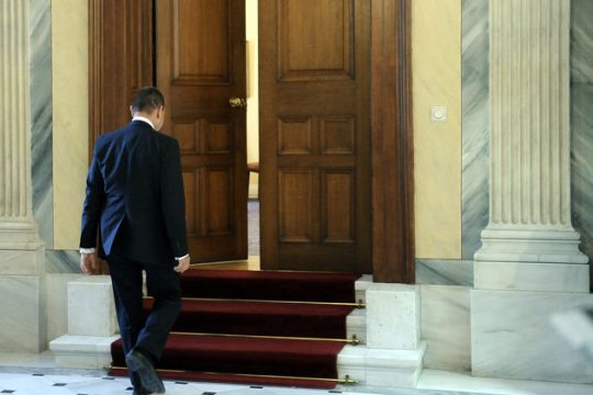 H ύποπτη σιωπή του κεντρικού τραπεζίτη