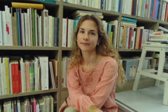 Τα δικά μας, μα και τα δανεικά ή τα κλεμμένα προσκέφαλα-βιβλία