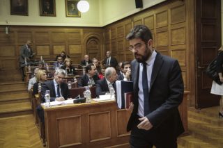 Παράνομες αποφυλακίσεις στο μικροσκόπιο