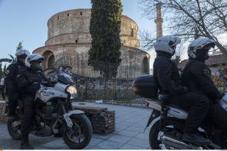 Χτυπούν τη διακίνηση στη… ρίζα