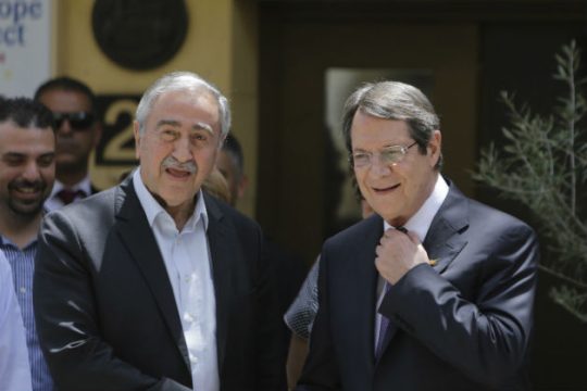 Διερευνητική συνάντηση Αναστασιάδη και Ακιντζί στην Κύπρο