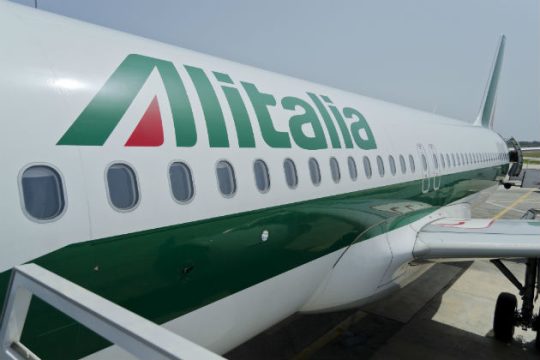 Μερική κρατικοποίηση της Alitalia σχεδιάζει η ιταλική κυβέρνηση