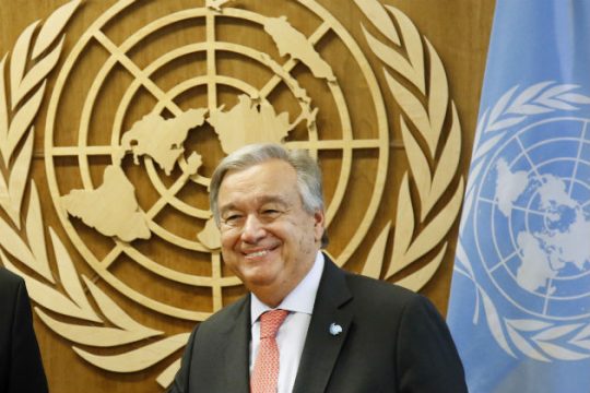 «Παρά τις αντιξοότητες, δεν τα παρατάμε ποτέ»
