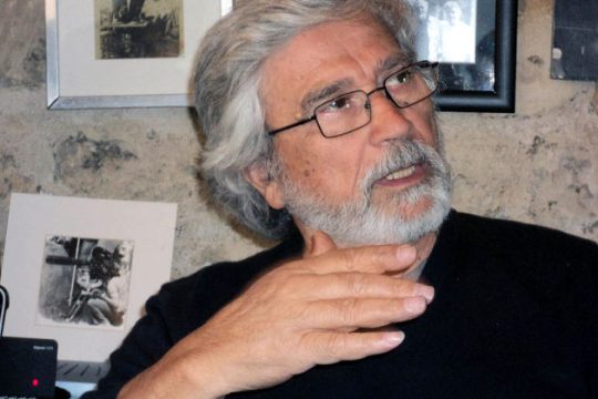 «Σαν παιδί, μέρα ηλιόλουστη δεν θυμάμαι»