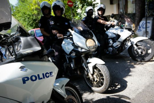 Στο αυτόφωρο εφοπλιστής μετά από διαπληκτισμό με αστυνομικούς