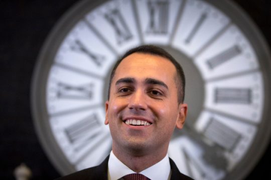 Εκτός ορίων η κόντρα Βρυξελλών-Ρώμης