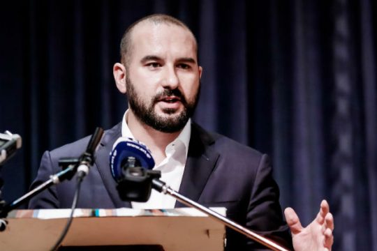 «Διεφθαρμένο και εκφυλισμένο το παλιό πολιτικό σύστημα»
