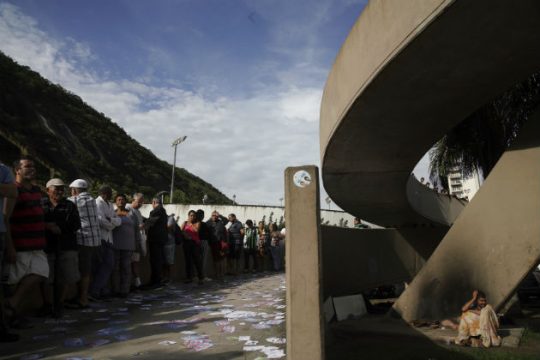 Για ακροδεξιά στροφή ετοιμάζεται η Βραζιλία