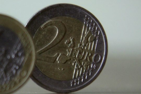 Επίδομα ανεργίας 360 ευρώ σε αυτοαπασχολούμενους