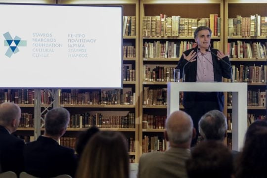 Ολα καλά… με ολίγα καρφιά