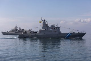 Μεγάλες φρεγάτες, μεγάλες φουρτούνες