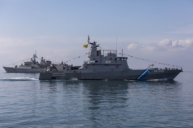 Μεγάλες φρεγάτες, μεγάλες φουρτούνες