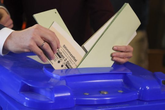 Βαριά ήττα για τους συνεταίρους στο Βερολίνο