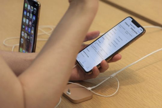 Παράπονα για το νέο iPhone