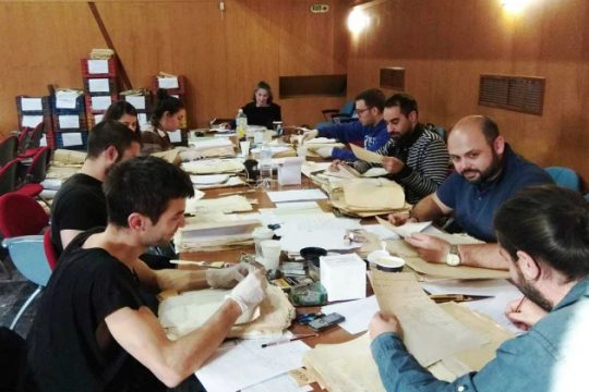 Καταγράφεται το ιστορικό αρχείο του Δήμου Οροπεδίου
