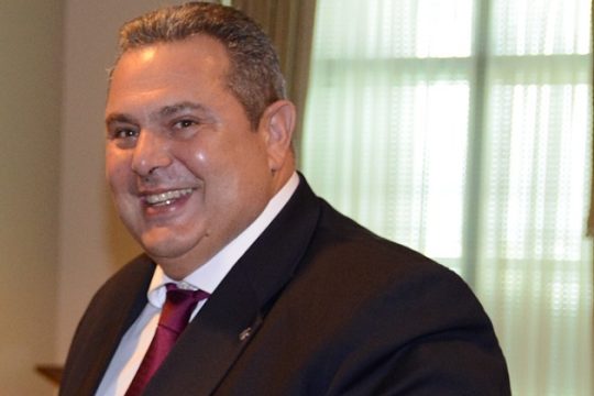Αλλοι γελάνε, άλλοι κλαίνε…