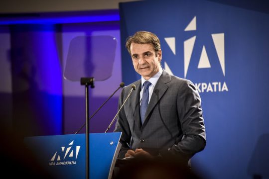 «Μήπως απλώς παριστάνετε τους θυμωμένους;»