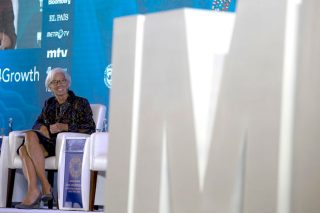Πλεόνασμα 3,5% βλέπει φέτος το ΔΝΤ