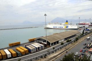 Σύλληψη για πλαστό χρήμα και ναρκωτικά στην Πάτρα