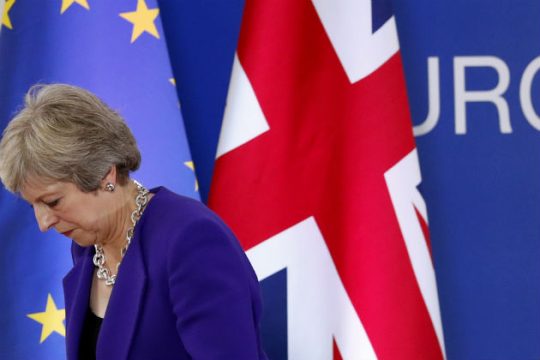 Ποιος οδηγεί ανάποδα στον δρόμο προς το Brexit;