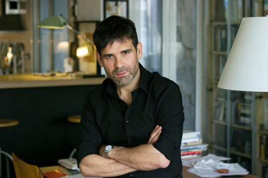 «Τις ταινίες που δεν γύρισα, τις κάνω στο ραδιόφωνο κάθε Κυριακή»