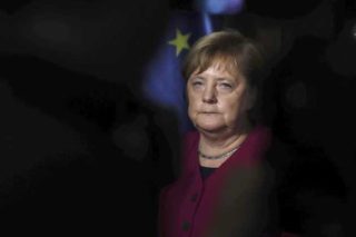 Η Γερμανία ψάχνει τον πολιτικό εαυτό της