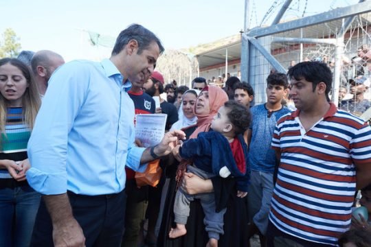 Επανέλαβε τη σκληρή γραμμή της Ν.Δ. για το προσφυγικό