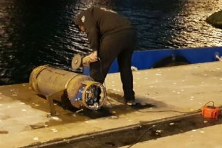 52 κιλά μαριχουάνας κρυμμένα σε μπουκάλα υγραερίου σε ύφαλα πλοίου