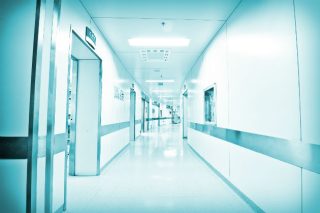 Δωρεάν νοσηλεία για τα ανασφάλιστα παιδιά αποστράτων του Λ.Σ.